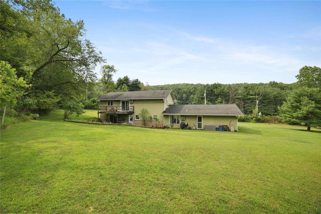 2371 Honeysuckle Rd, Allentown City, PA 18103 photo