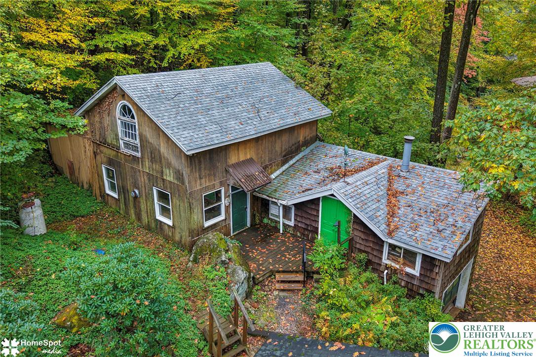 2776 Wassergass Rd, Hellertown Borough, PA 18055 photo