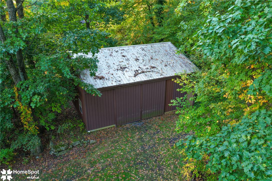 2776 Wassergass Rd, Hellertown Borough, PA 18055 photo