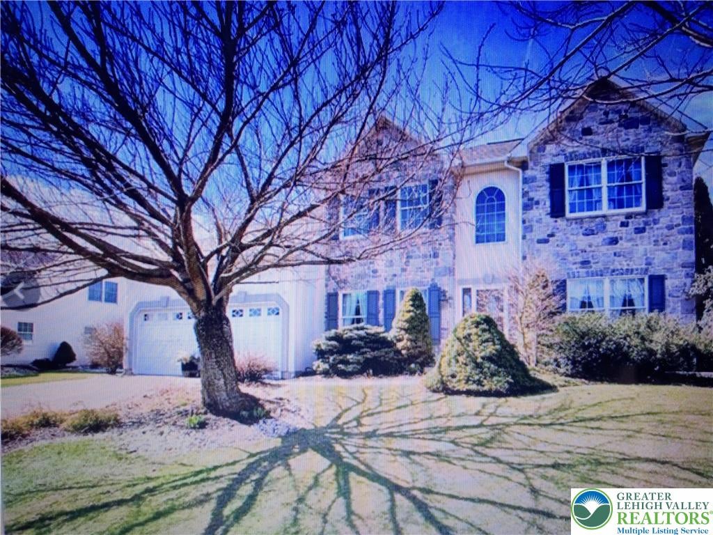 1560 Deer Path Rd, Forks Twp, PA 18040