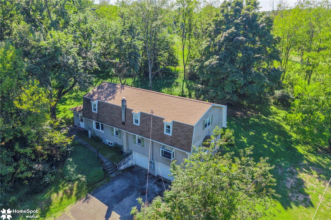 808 Engler Rd, Plainfield Twp, PA 18064