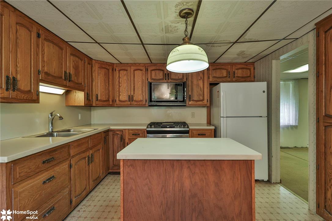 808 Engler Rd, Plainfield Twp, PA 18064 photo