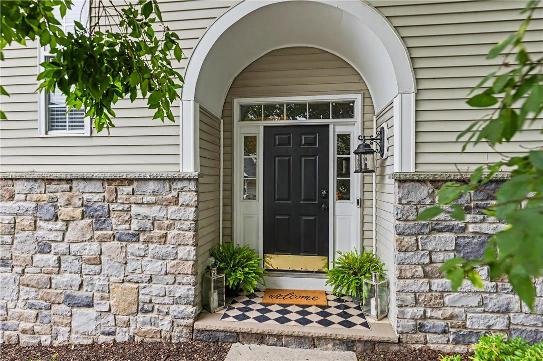 226 Merion Ln, Easton, PA 18042