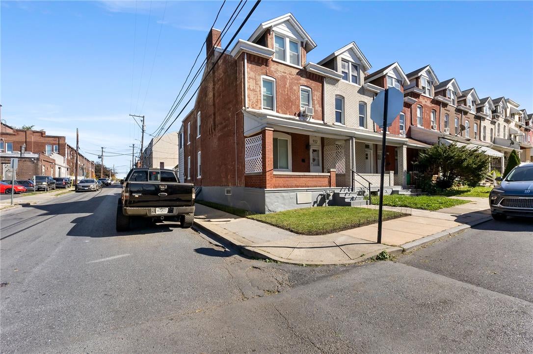 933 N Penn St, Allentown City, PA 18102 photo