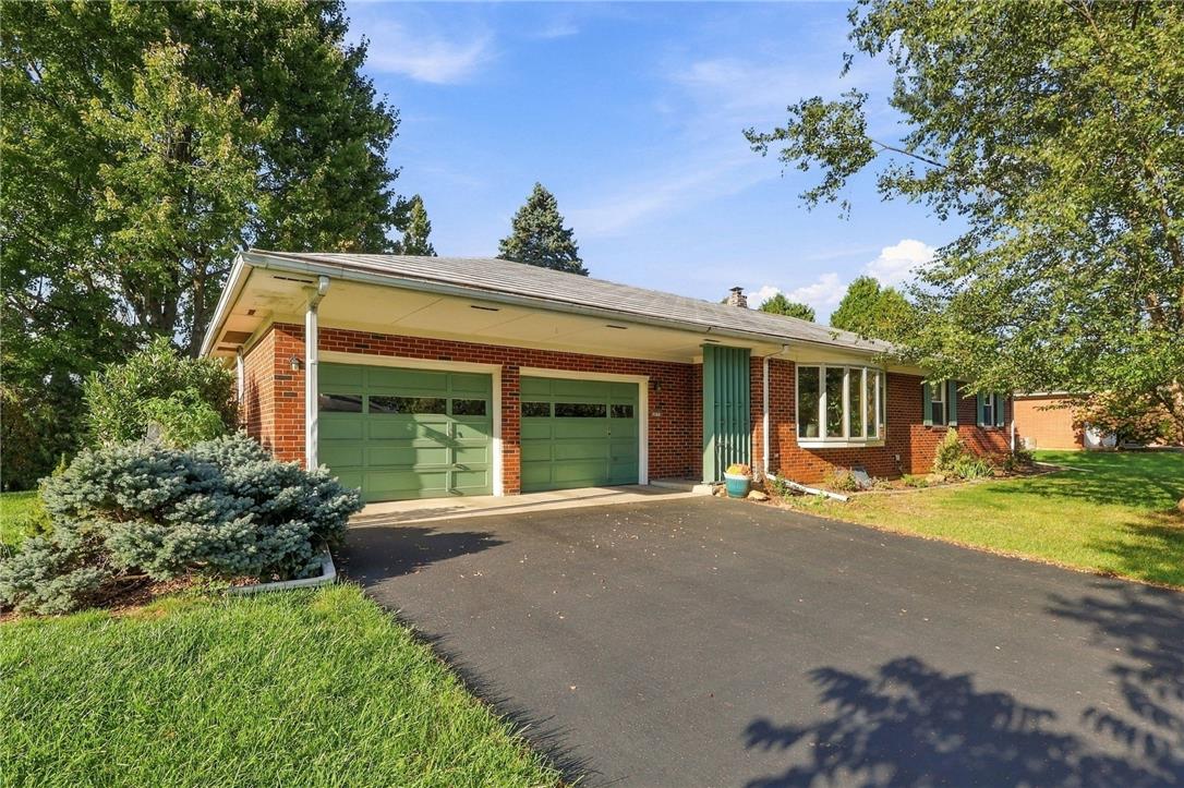 3071 Mosser Dr, South Whitehall Twp, PA 18103 photo