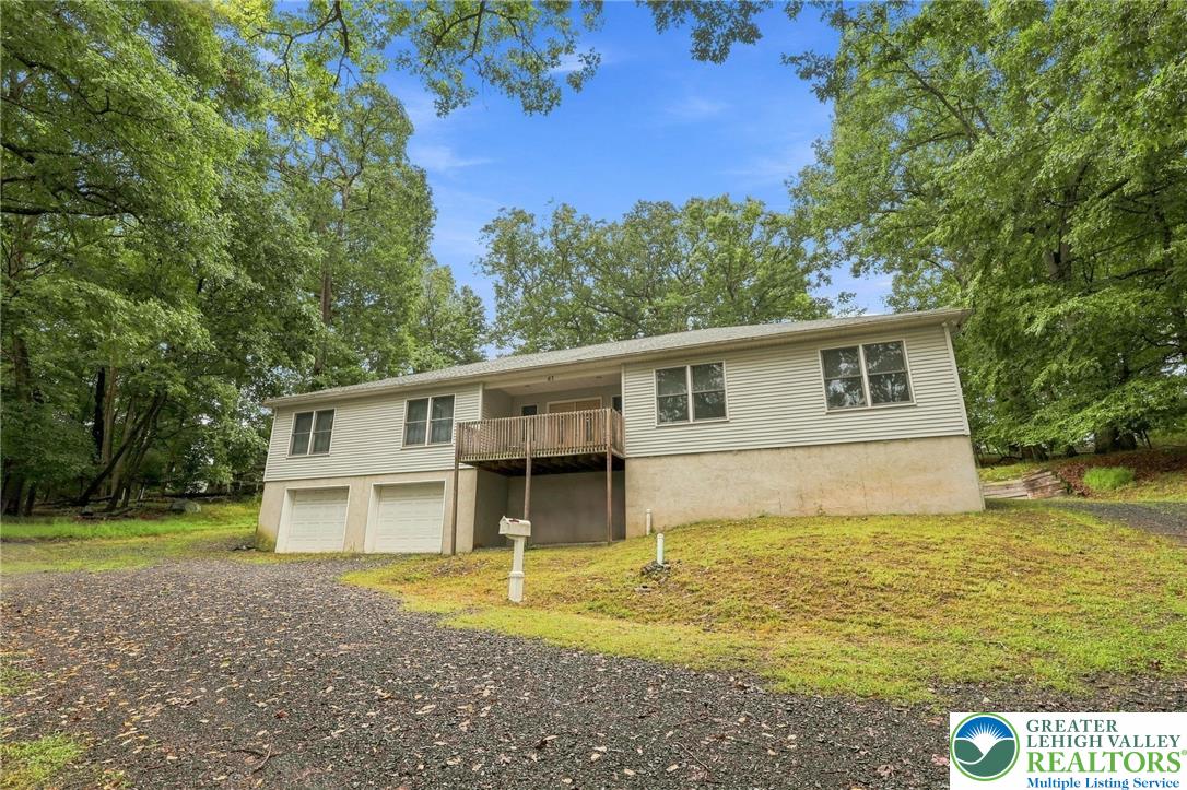 67 King St, East Stroudsburg, PA 18301 photo