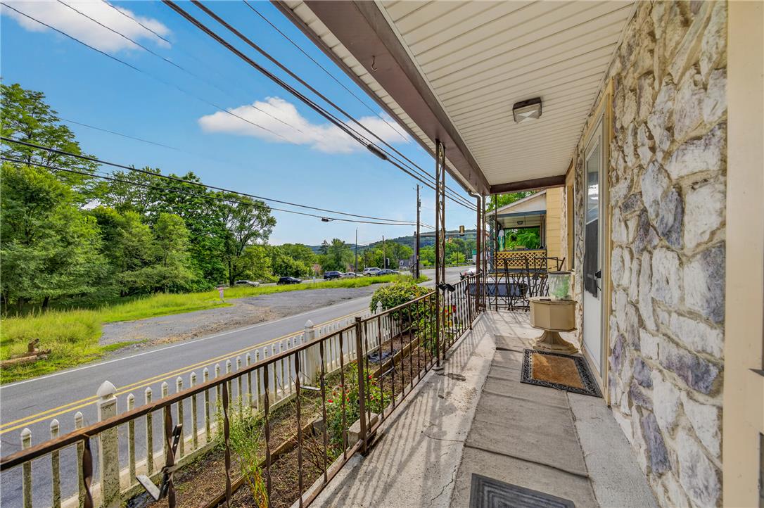 1291 Seidersville Rd, Lower Saucon Twp, PA 18015 photo