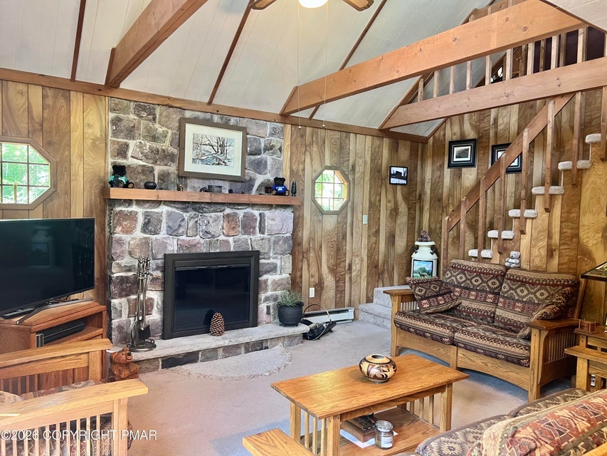 15 Chalet Ct, Kidder Twp S, PA 18624 photo