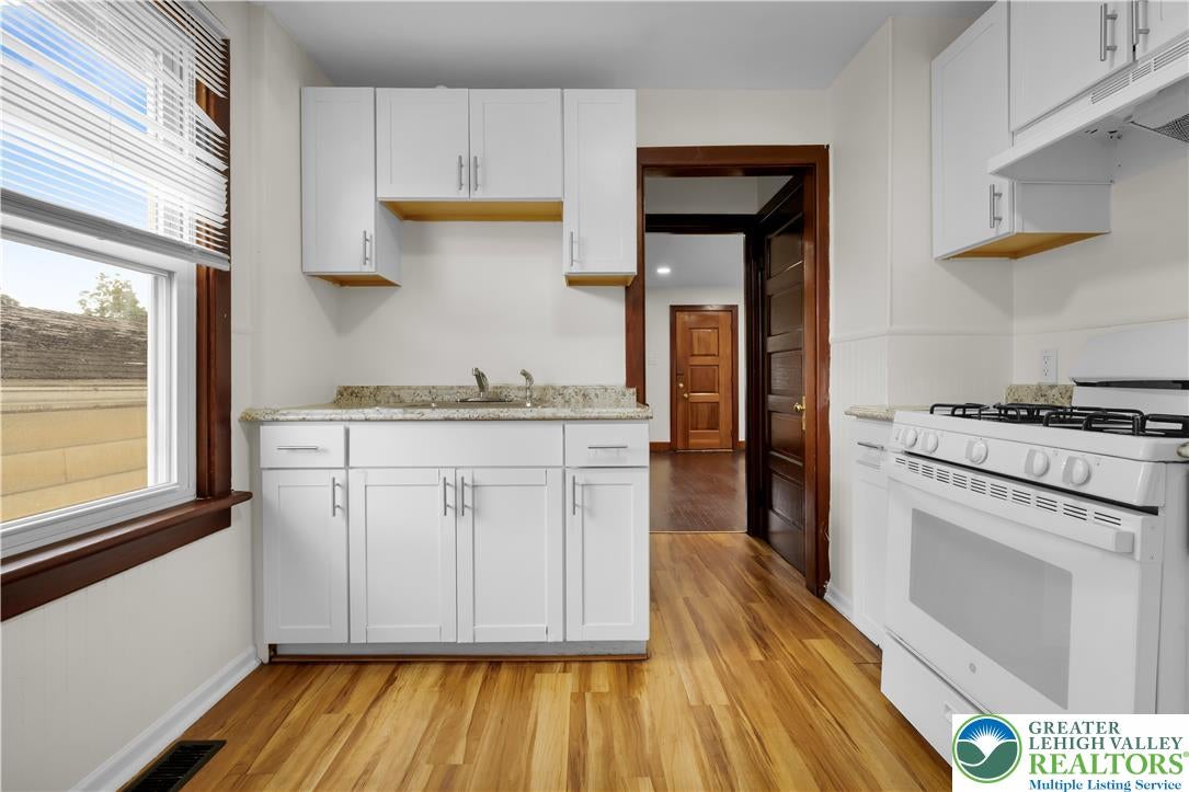 625 Fulmer, Bethlehem City, PA 18018 photo