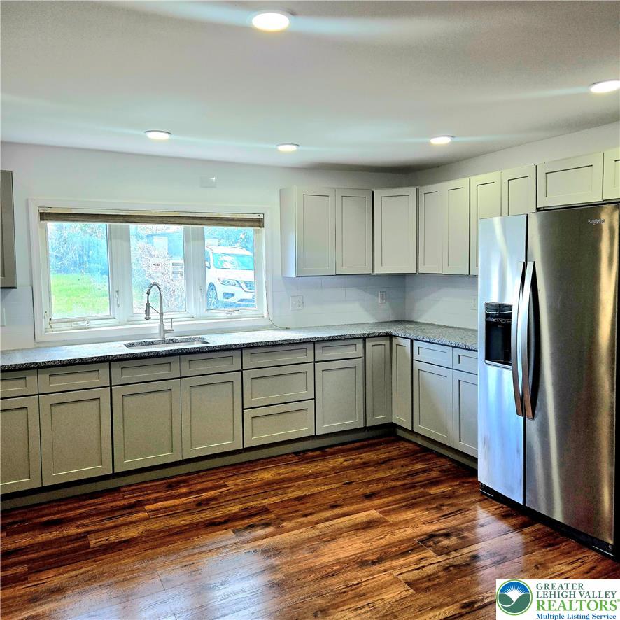 784 S 8th St, Allentown City, PA 18103 photo