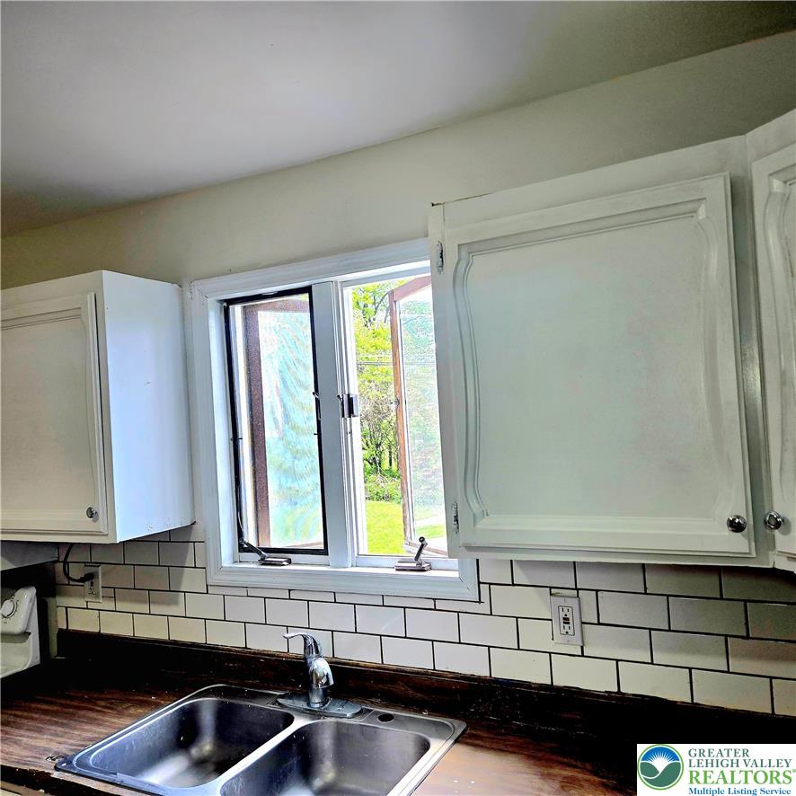 784 S 8th St, Allentown City, PA 18103 photo