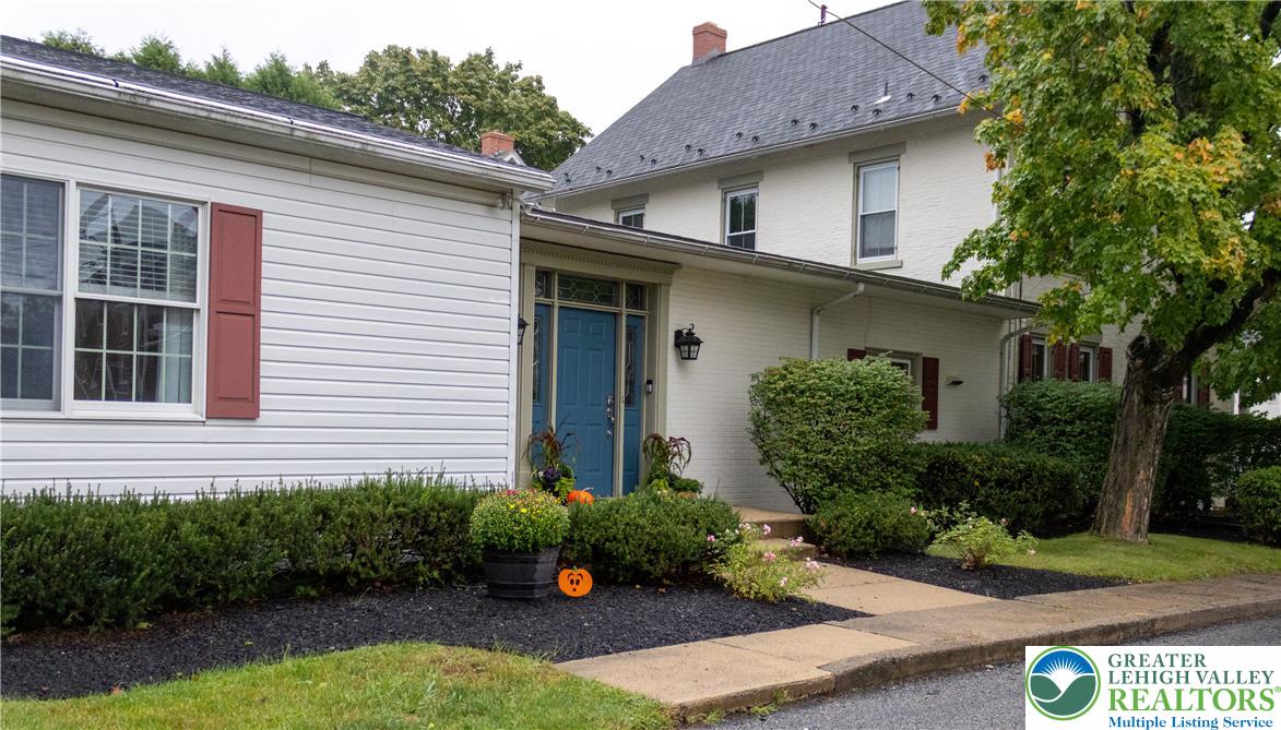 134 S Main St, Coopersburg Borough, PA 18036 photo