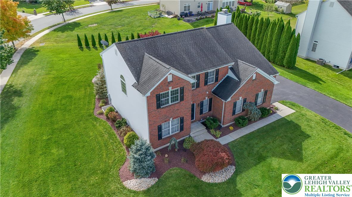 1263 Crofton Dr, Hanover Twp, PA 18017 photo