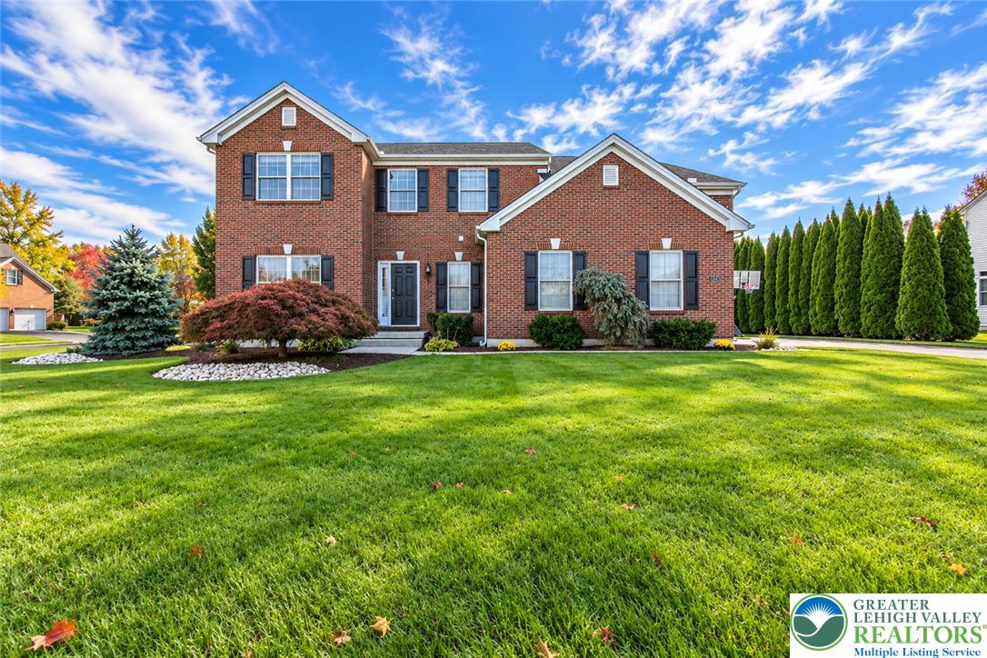 1263 Crofton Dr, Hanover Twp, PA 18017