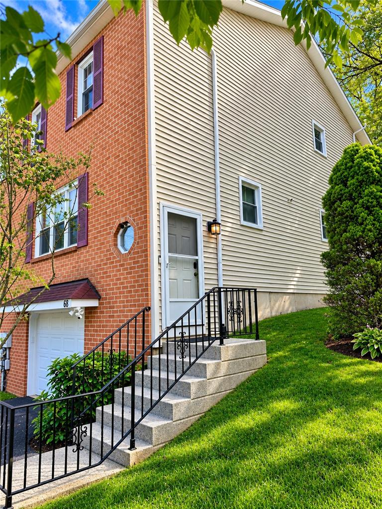 68 Highlands Blvd, Easton, PA 18042 photo
