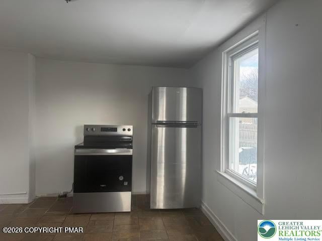 16 E Main, Pen Argyl Borough, PA 18072 photo