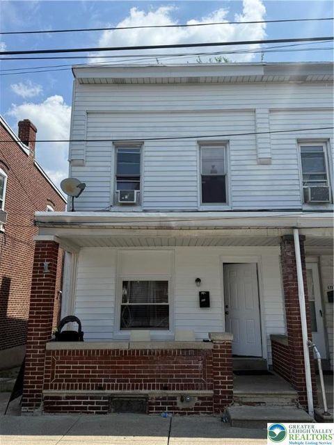 Townhouse in Allentown City PA 431 N Railroad Street.jpg