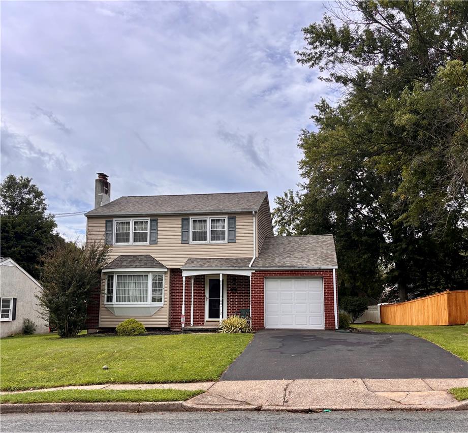 712 Wissahickon Ave, Lansdale Boro, PA 19446 photo