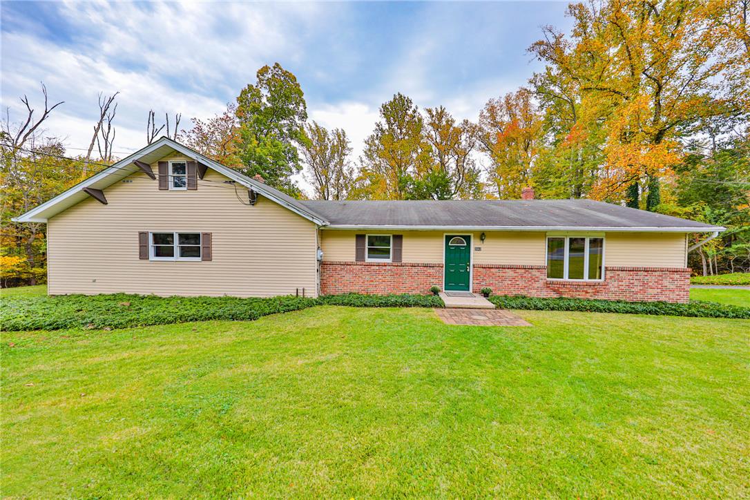 2642 Welshtown Rd, Washington TWP, PA 18080