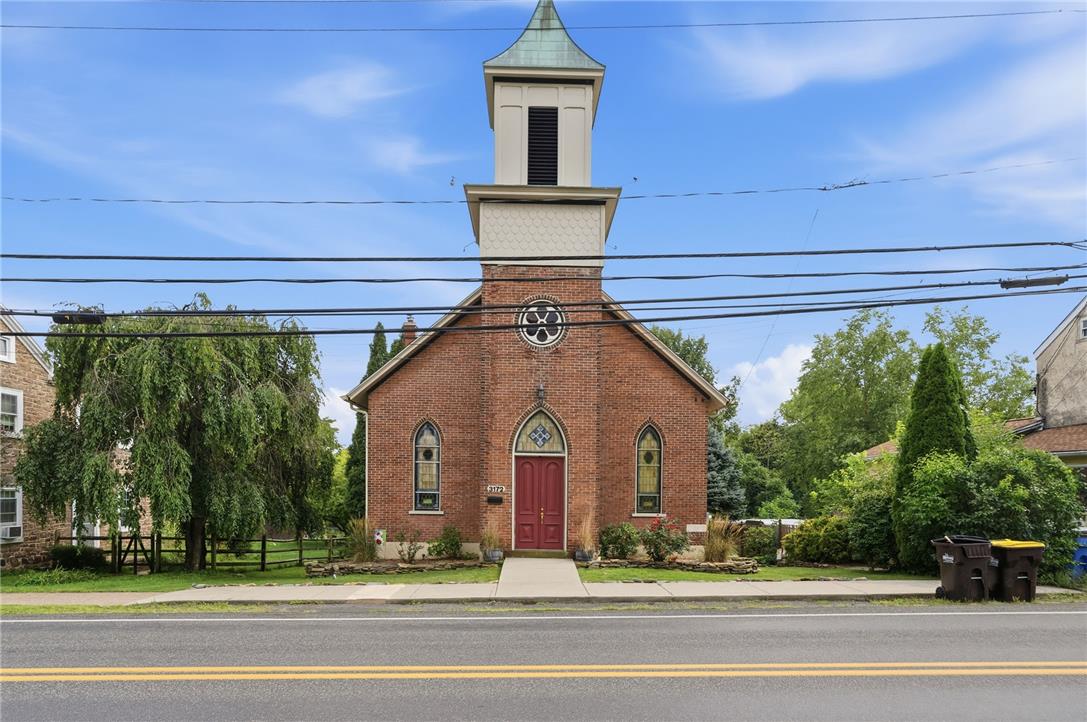 3172 Main St, Springfield Twp, PA 18081