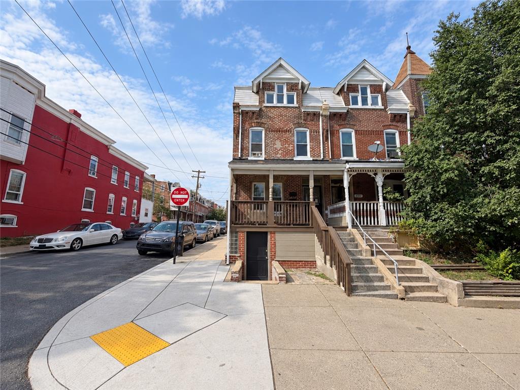 437 Allen St, Allentown City, PA 18102