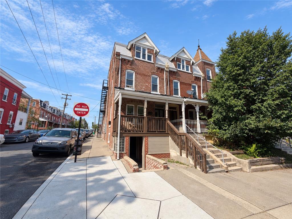 437 W Allen St, Allentown City, PA 18102 photo