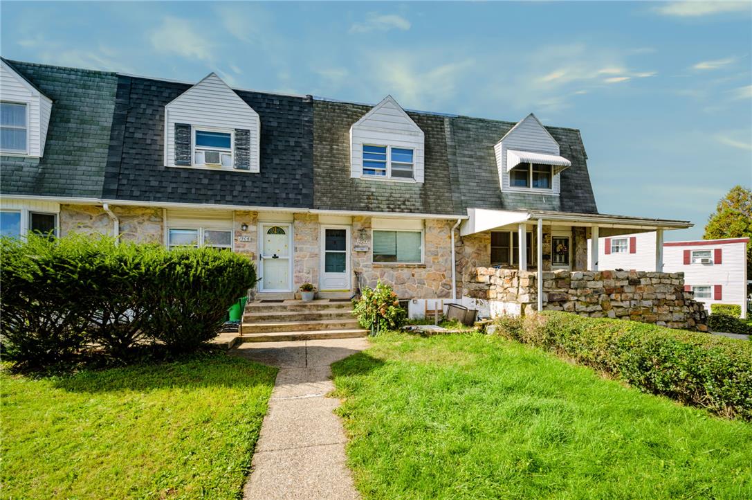 1904 Baker Dr, Allentown City, PA 18103