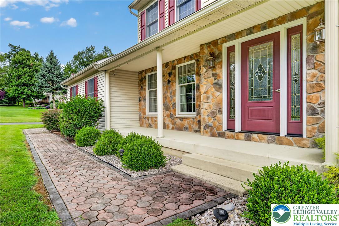154 Red Oak Ln, Washington TWP, PA 18013 photo