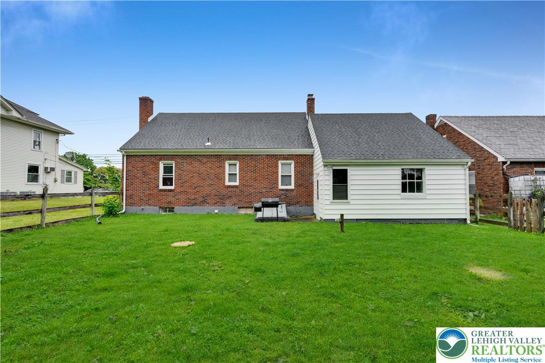 5140 Route 873, North Whitehall Twp, PA 18078 photo