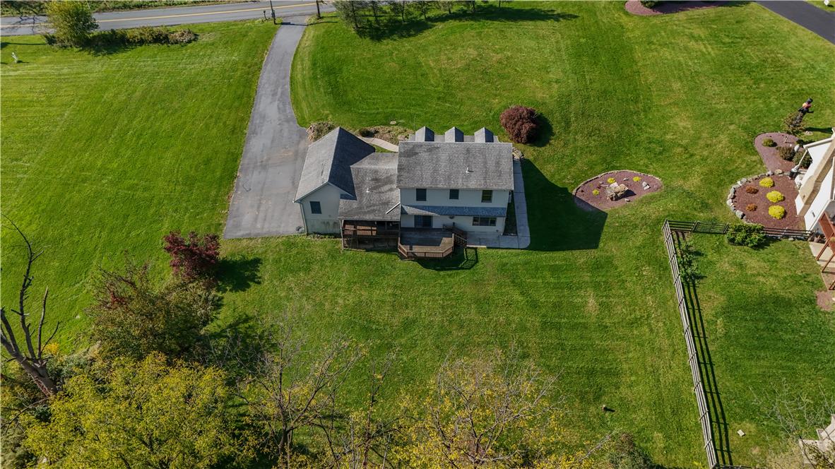 4015 Country Side Ln, Lower Saucon Twp, PA 18055 photo