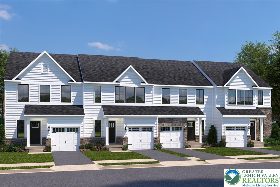 2120 Easton St, Lower Macungie Twp, PA 19539