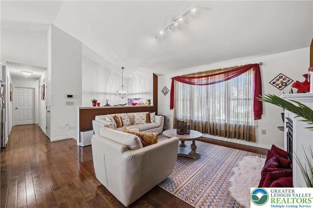 1705 2nd St, Bethlehem Twp, PA 18020 photo