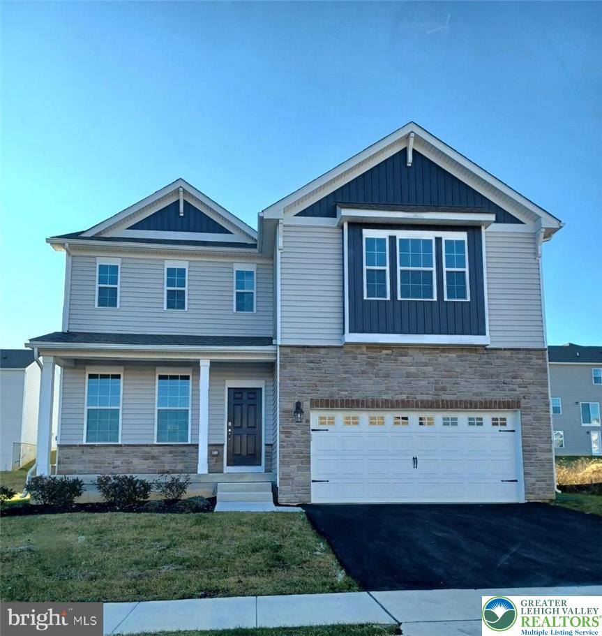 141 Winding Rd, Forks Twp, PA 18040