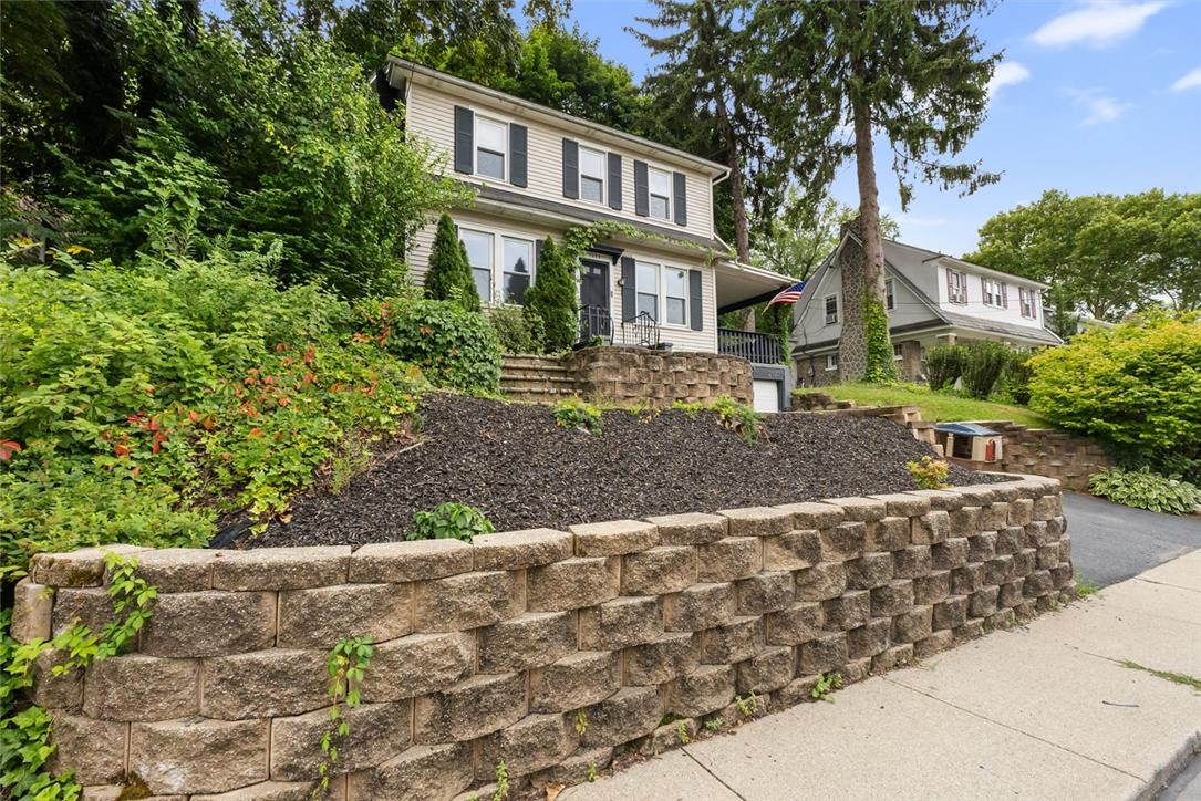 2322 Park Ave, Easton, PA 18045 photo