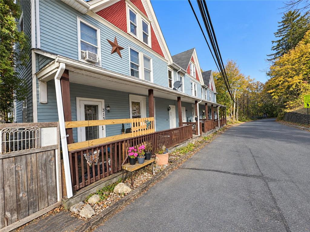 315 Church St, Slatington Borough, PA 18080
