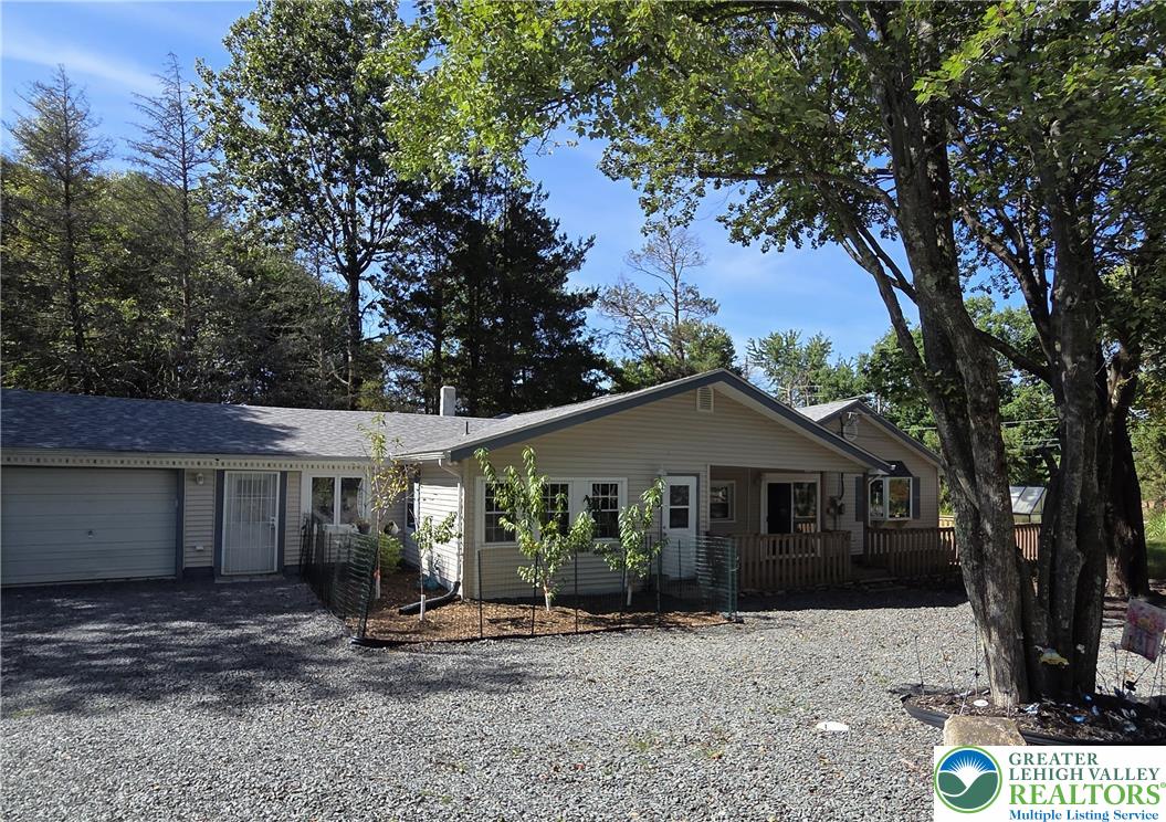 89 Short Ridge Rd, Tunkhannock Twp, PA 18210 photo