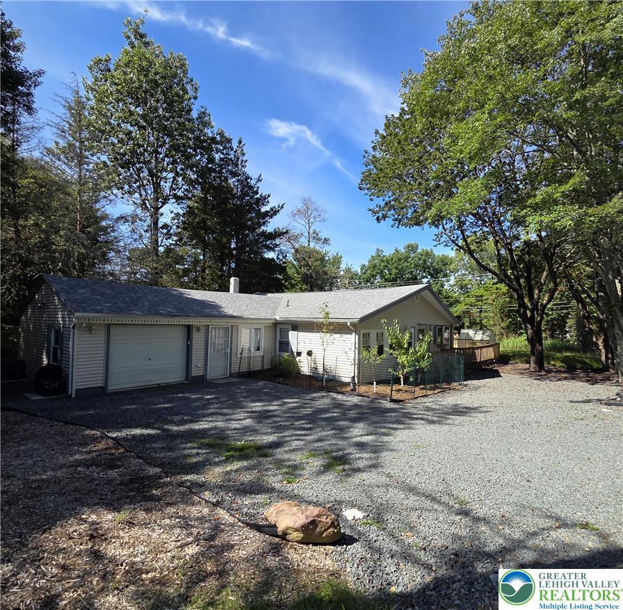 89 Short Ridge Rd, Tunkhannock Twp, PA 18210 photo