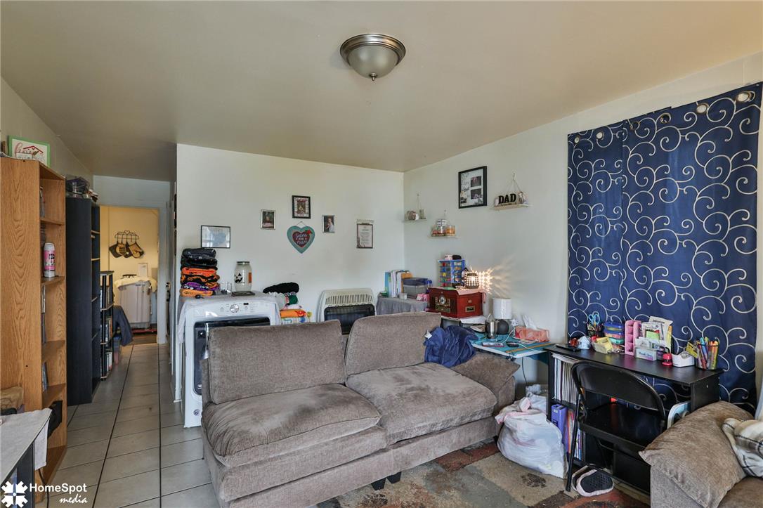 217 Pen Argyl St, Pen Argyl Borough, PA 18072 photo