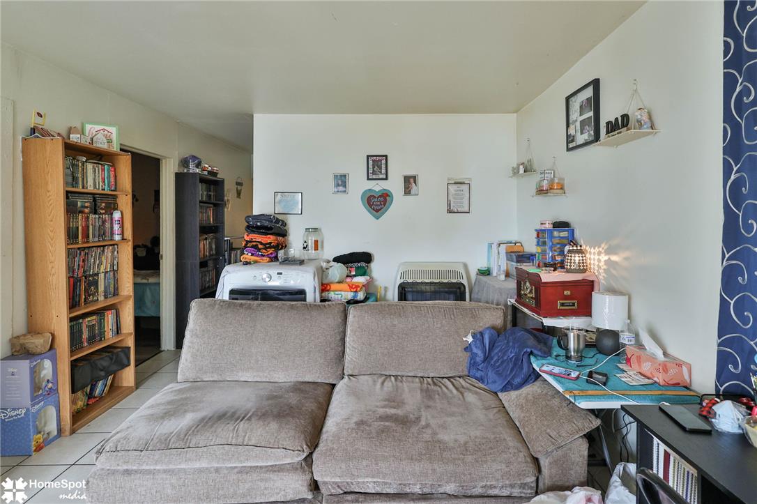 217 Pen Argyl St, Pen Argyl Borough, PA 18072 photo