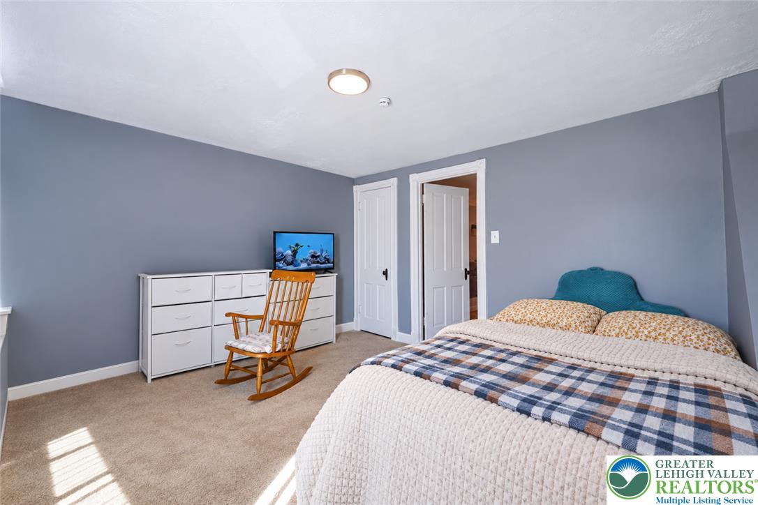817 N Penn St, Allentown City, PA 18102 photo