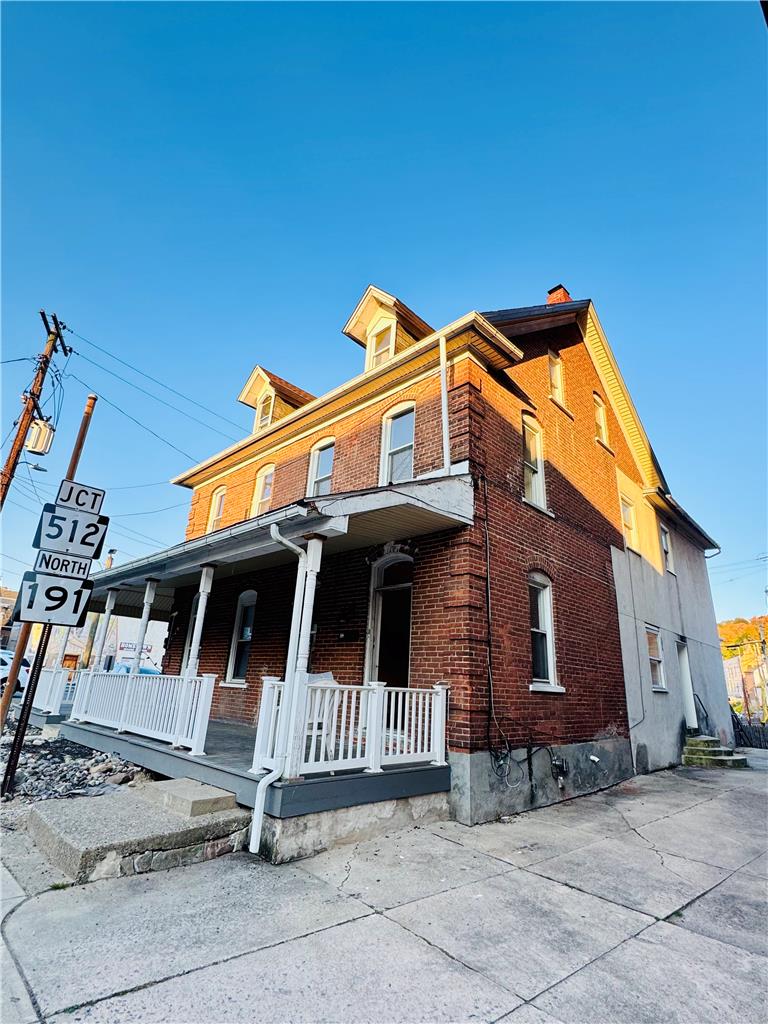 31 1st St, Bangor Borough, PA 18013