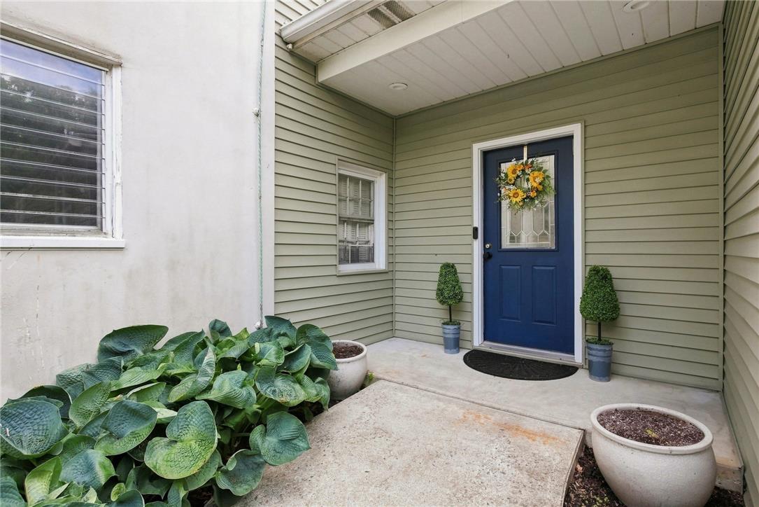 3408 Oak Hill Rd, Emmaus Borough, PA 18049 photo