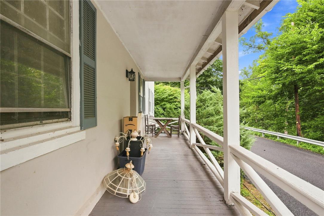 3408 Oak Hill Rd, Emmaus Borough, PA 18049 photo
