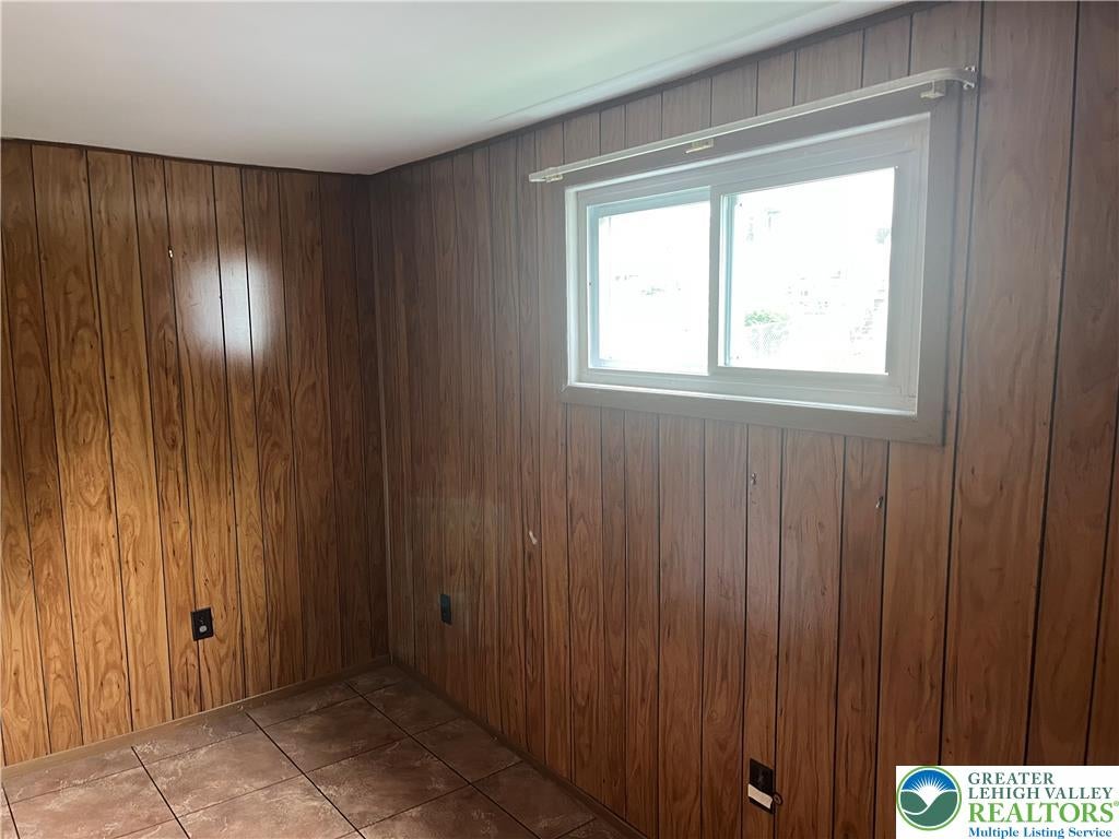 259 8th Ave, Bethlehem City, PA 18018 photo