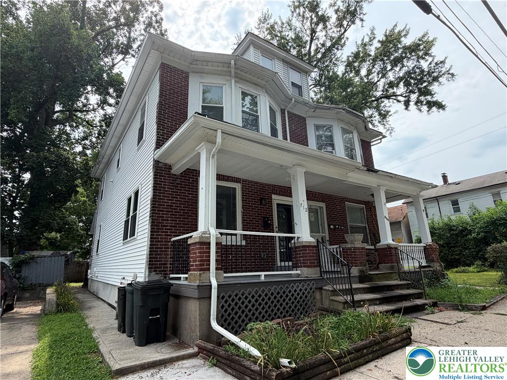 712 Bishopthorpe St, Fountain Hill Boro, PA 18015