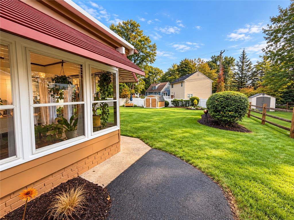 765 Parkway Rd, Allentown City, PA 18104 photo