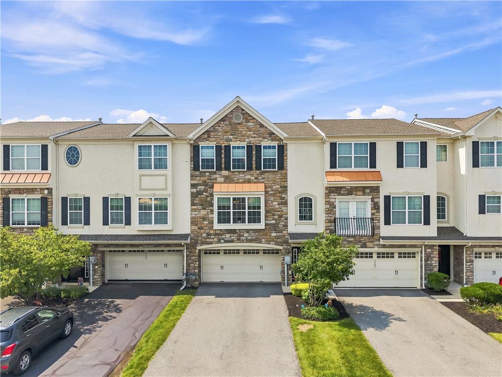 3589 Lenape Ln, Emmaus Borough, PA 18049