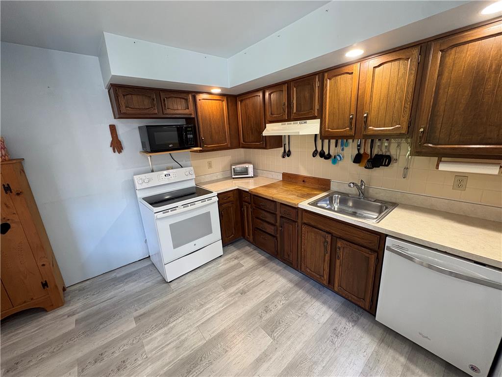 1335 Jefferson St, Hellertown Borough, PA 18055 photo
