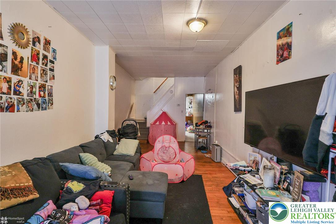 705 N Front St, Allentown City, PA 18102 photo