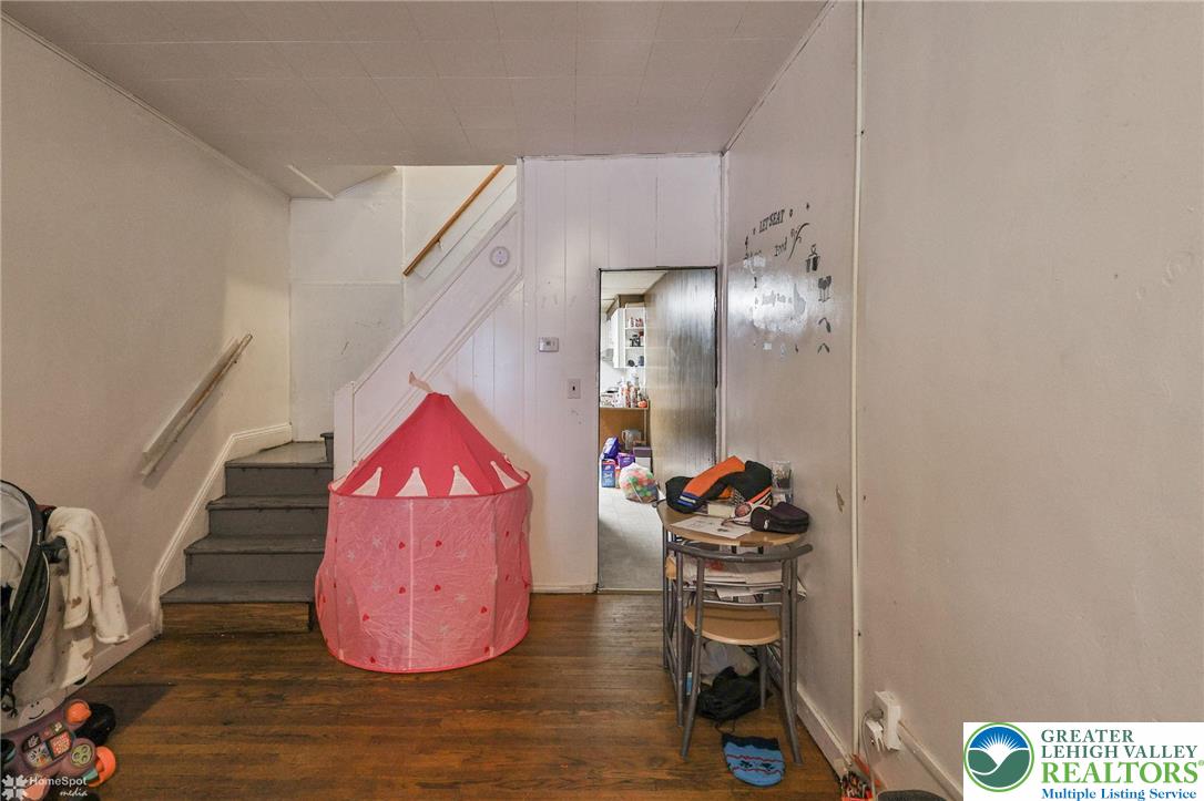 705 N Front St, Allentown City, PA 18102 photo